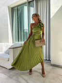 Noelle Statement Pleated Formal Midi Dress