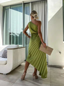 Noelle Statement Pleated Formal Midi Dress